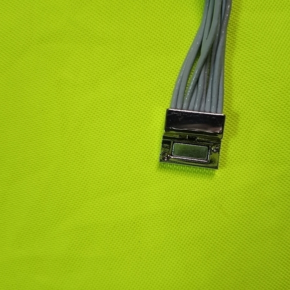 Grey leather cord pearl magnetic bracelet - Picture 7 of 8